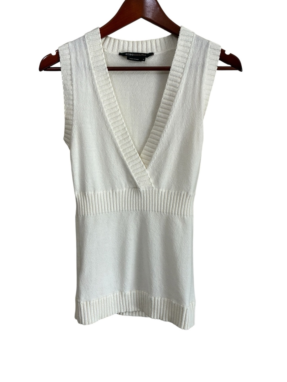 BCBGMAXAZRIA Women's Cream V-Neck Sweater Vest Tank Size Small